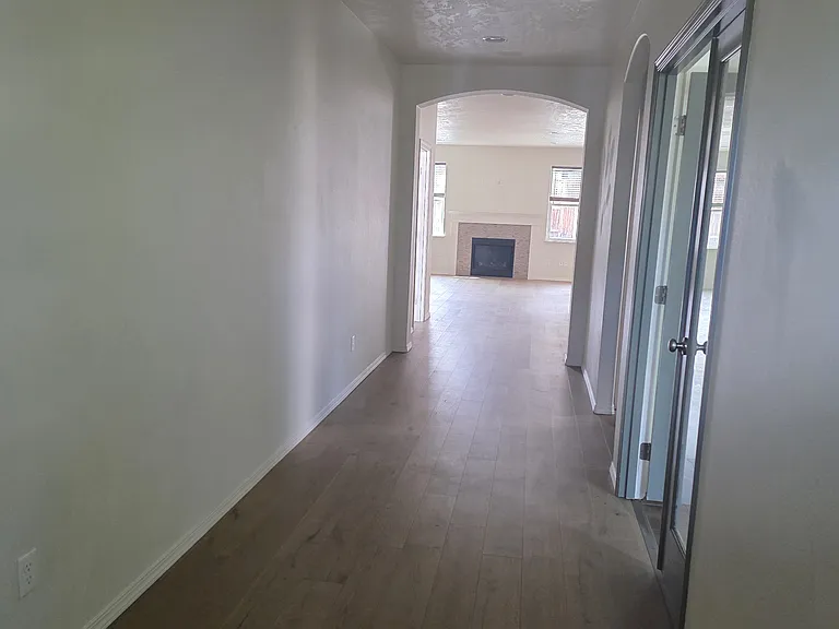 3650 SW Pumice Pl — Photo 8