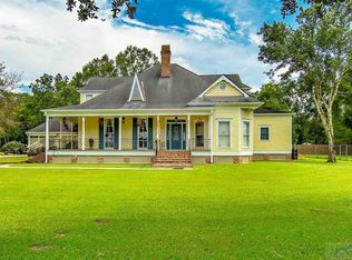 127 Saint George Rd, Schriever, LA 70395