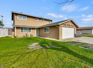 7233 Lawnwood Dr, Sacramento, CA 95828