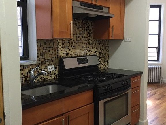 2nd image of 105 W 138th St APT 3B