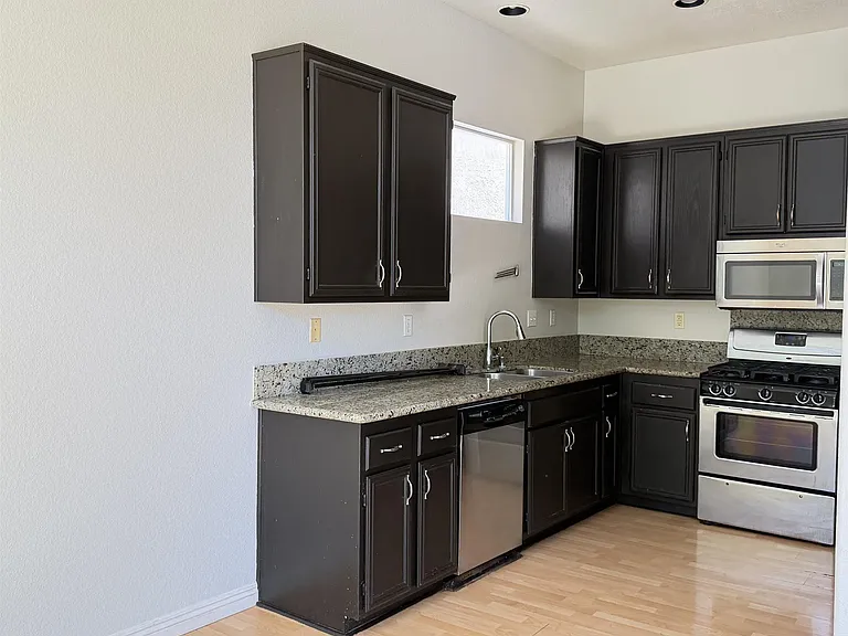9312 Galvin Ave — Photo 7