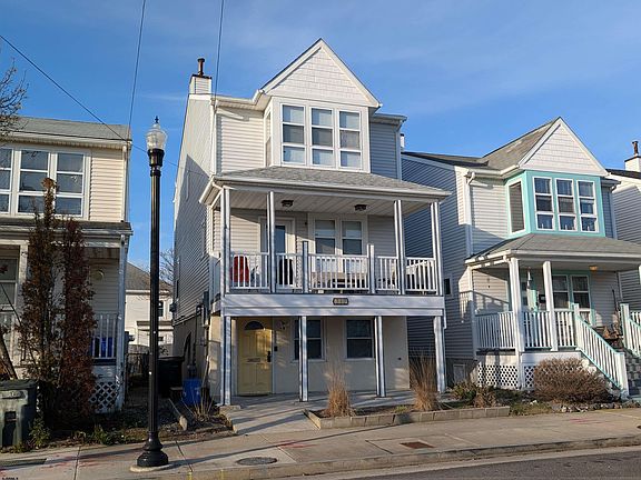 3rd image of 312 N Massachusetts Ave