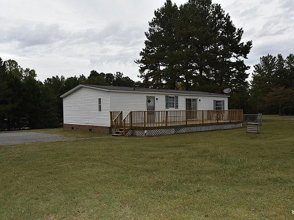 2nd image of 300 Catawba Winds Dr