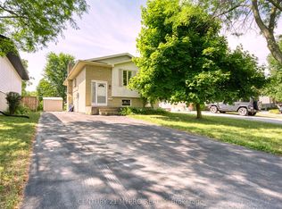 143 Ardsley Cres, London, ON N6G 3W6