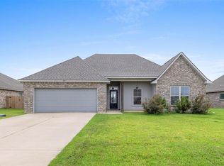 1491 Bowen Rd, Lake Charles, LA 70611