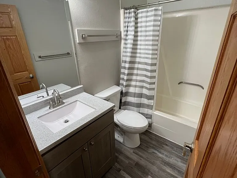 1304 Florida Ave #1 — Photo 15