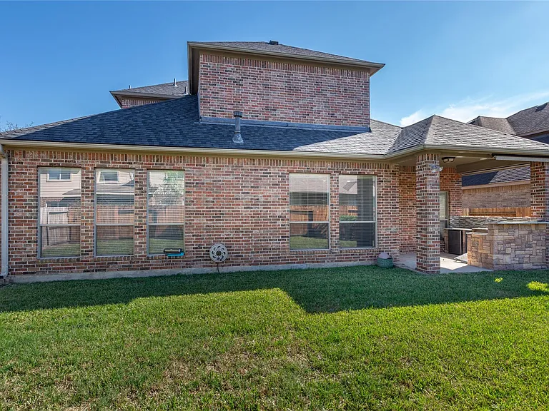 24322 Bella Florence Dr — Photo 44