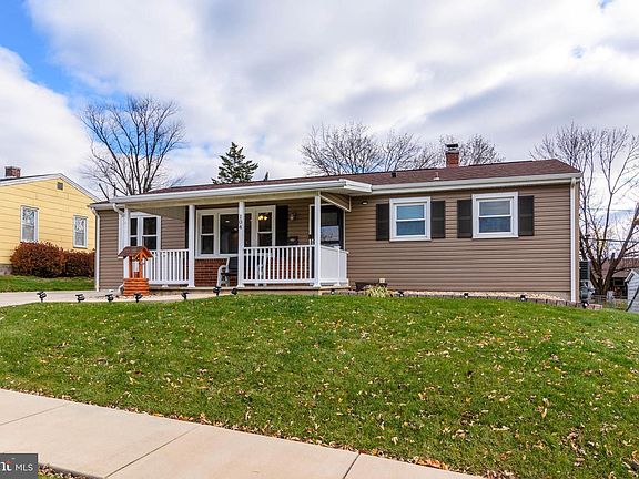 2nd image of 104 Nissley Dr