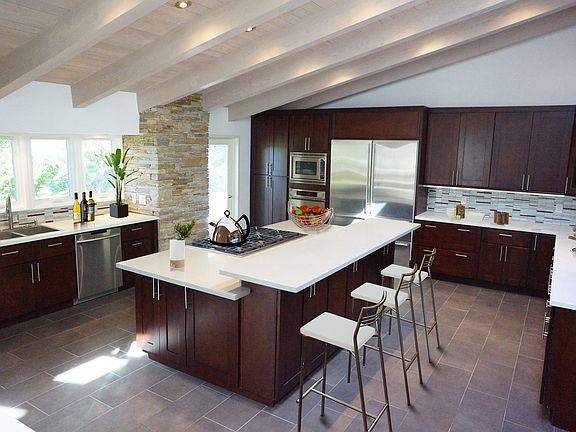 Gourmet Kitchen *VirtualStg