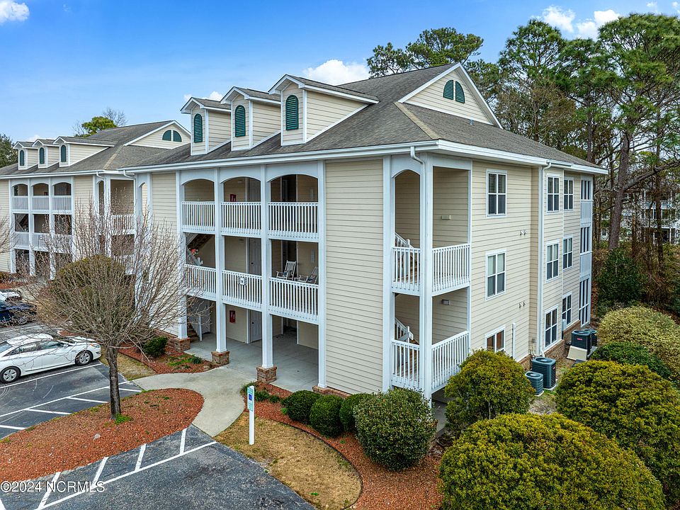 1st image of 3350 Club Villas Drive SE # 1906