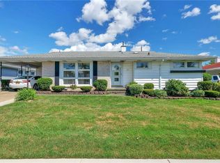 65 Howard Ln, Tonawanda, NY 14150