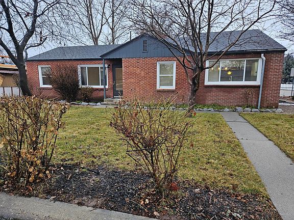 2nd image of 2700 W Dill Dr