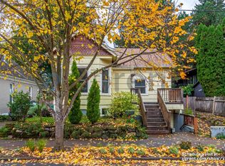 131 SE 30th Pl UNIT B, Portland, OR 97214