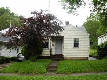 1st image of 912 Westwood Ave