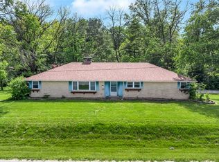6137 Floraville Rd, Millstadt, IL 62260