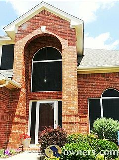 2nd image of 7621 Doris Ct