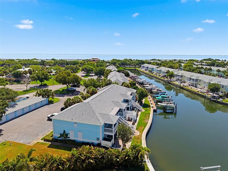 4805 Cobia Dr SE #D — Photo 43