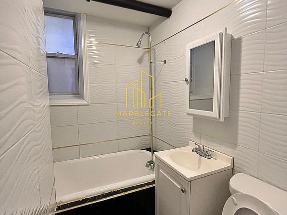 4th image of 104 Belmont Ave #B11