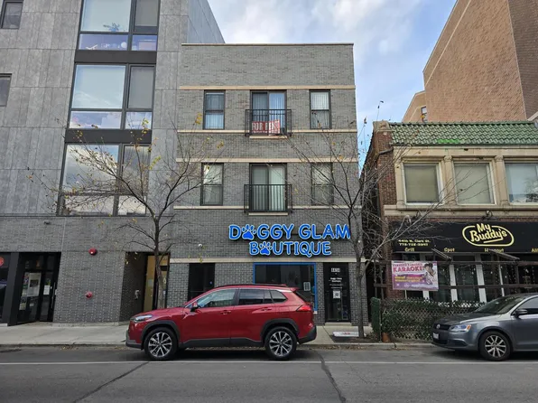 4414 N Clark St #3, Chicago, IL 60640