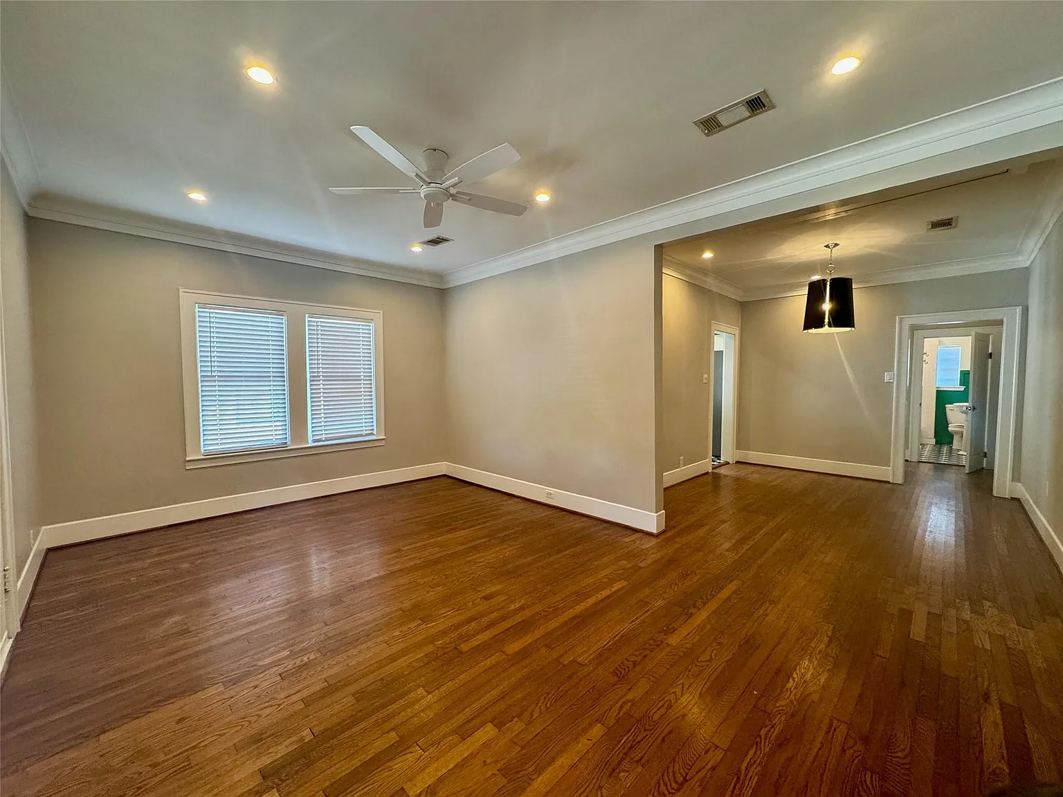 1 bed, 1.0 bath, 839 sqft, $2,200 — Photo 3