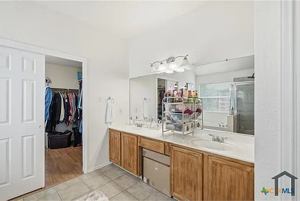 1410 Katie Lynch Dr — Photo 15