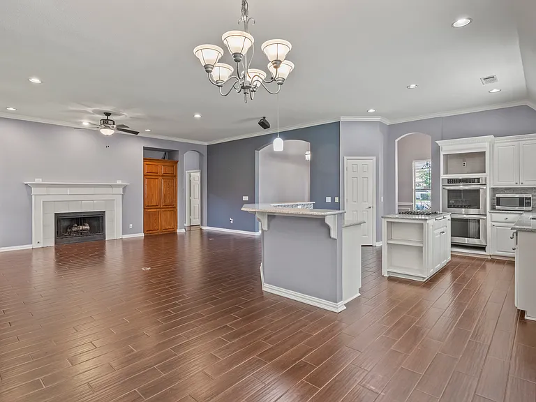 1003 Hunters Creek Dr — Photo 15