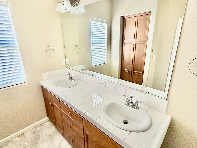 7352 E Robinson Ave — Photo 24