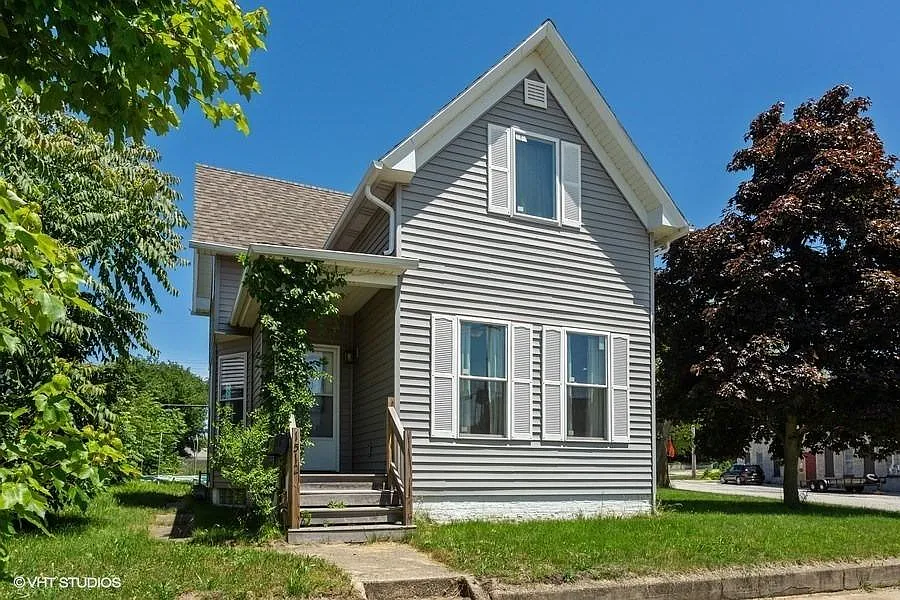 1512 Tennessee St photo 1