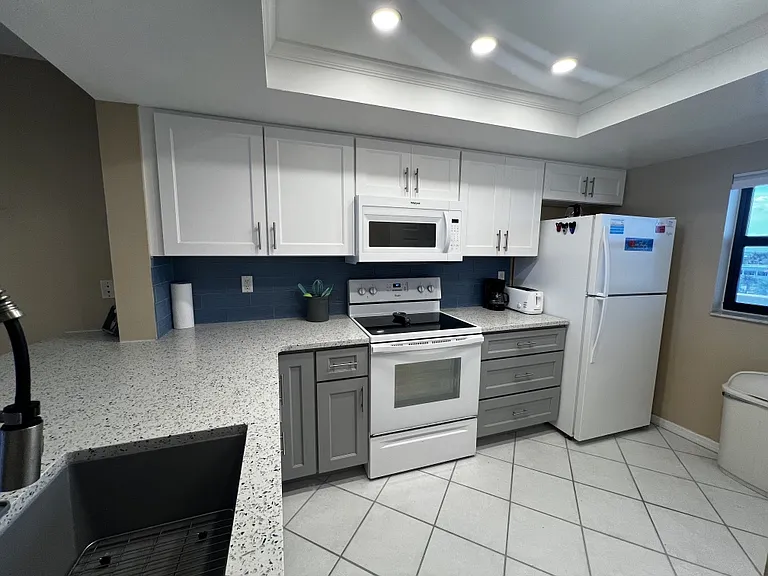 15 N Atlantic Ave #504 — Photo 6