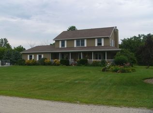 1880 Spears Rd, Sycamore, IL 60178