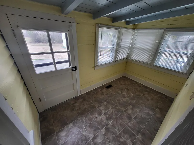 500 Ivey Rd — Photo 18