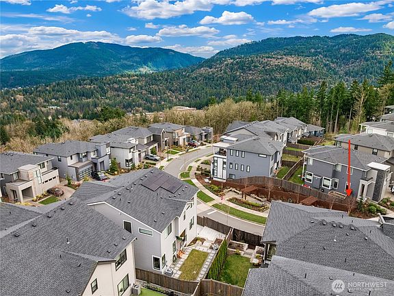 2nd image of 508 Glacier Peak Drive NW