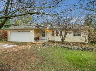W5205 Wandawega Dr, Elkhorn, WI 53121