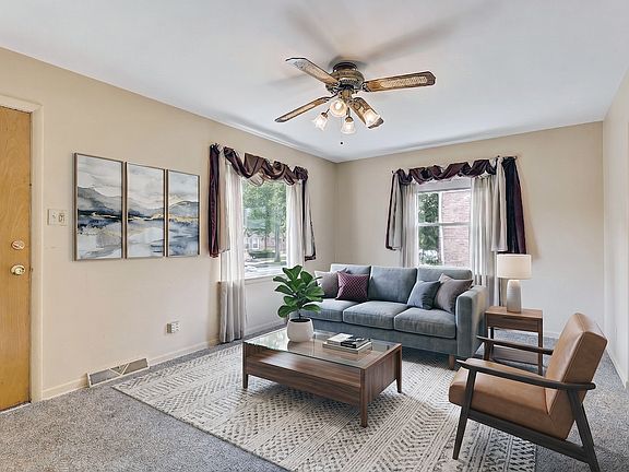 4th image of 516 N Irving Ave