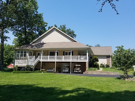 5th image of 98 Lake Dr