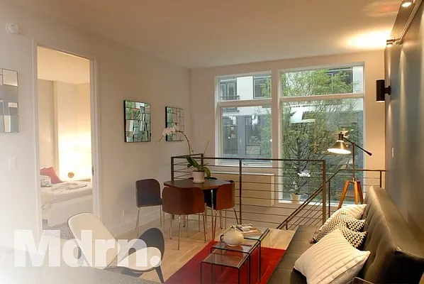 Rented by Mdrn Residential | media 113