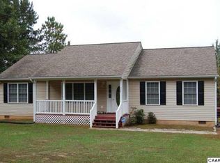 724 Georgia Creek Rd, Scottsville, VA 24590