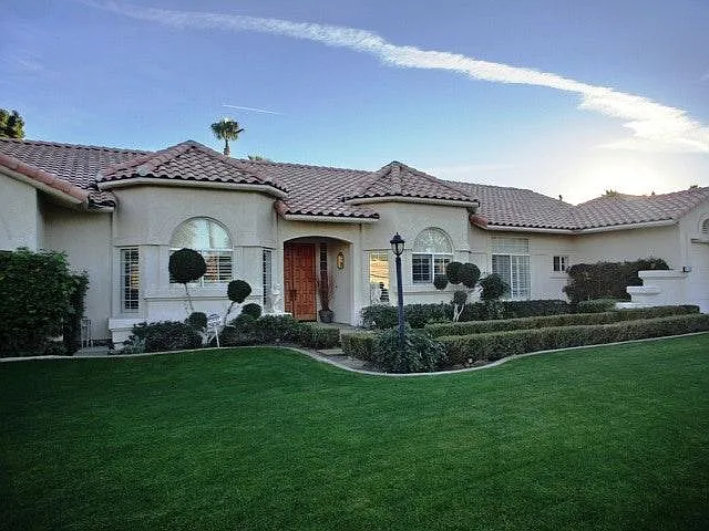 Paths Ln, Indio — Photo 2