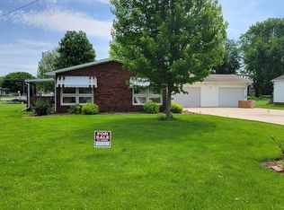 109 N Front St, Annawan, IL 61234