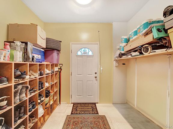 3rd image of 15920 Highland Avenue