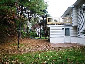 4th image of 80 Cardinal Ln