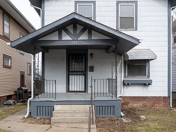 3rd image of 445 E Wildwood Ave