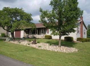 48 Hillside Dr, Reedsville, PA 17084