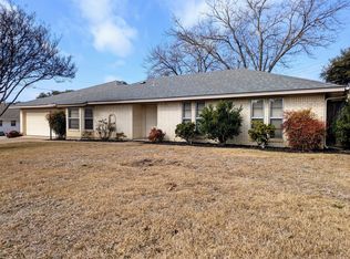 5608 Colusa Dr, Fort Worth, TX 76133