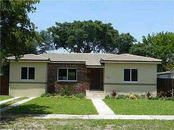 1st image of 165 Whitehorn Dr