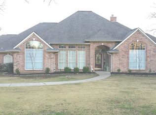 1521 Wayfarer Ln, College Station, TX 77845