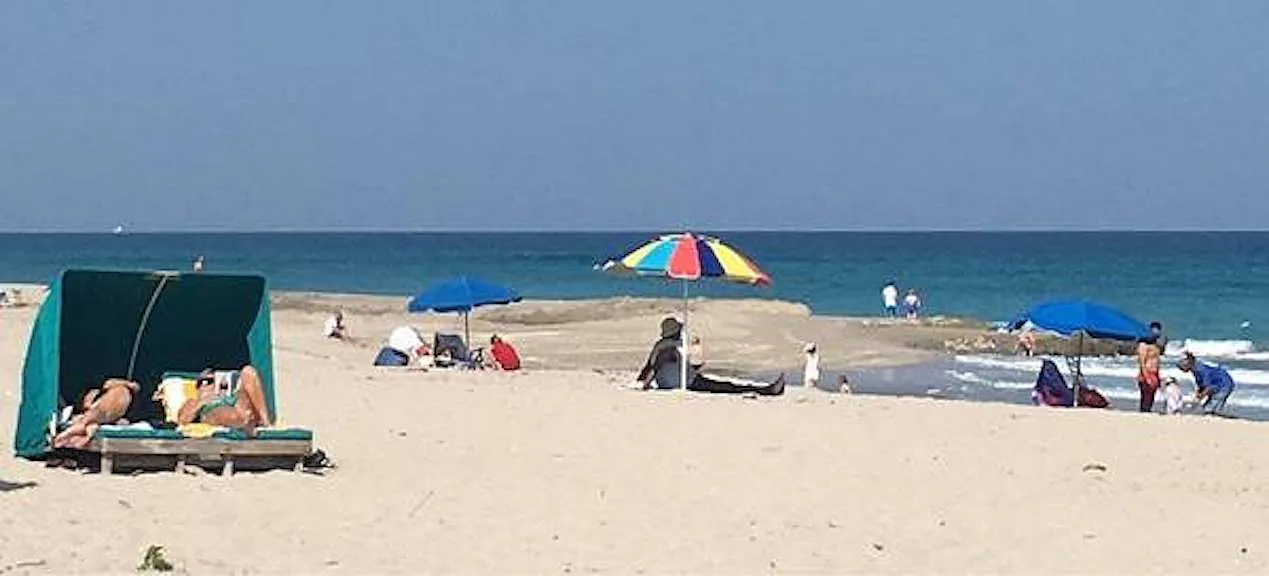 Tacoma Ln, Palm Beach Shores — Photo 2