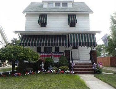 1st image of 3871 W 158th St
