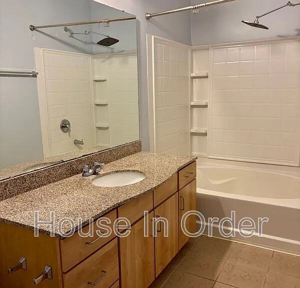 1000 Olde Eastwood Village Blvd #107 — Photo 9