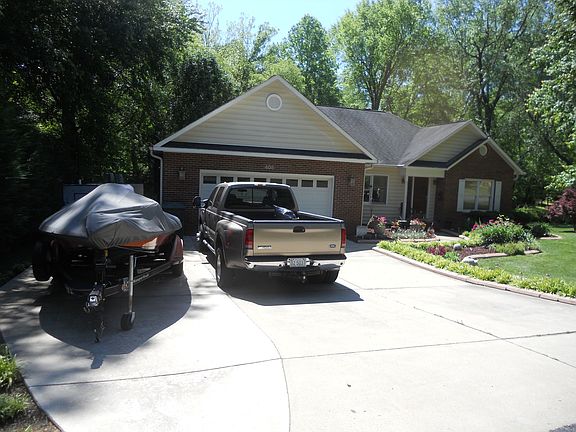 drive as been enlarged 